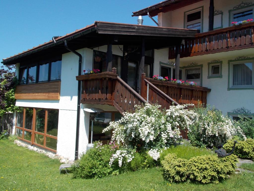 Hotel Landhaus Staufenblick Oberstaufen Buitenkant foto